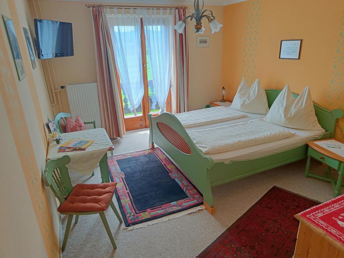 Haus Sundl - Privatzimmer Emmersdorf an der Donau Eksteriør bilde