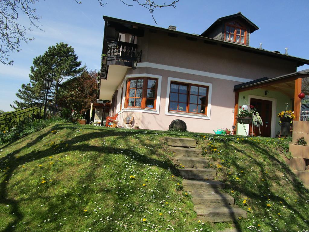 Haus Sundl - Privatzimmer Emmersdorf an der Donau Eksteriør bilde